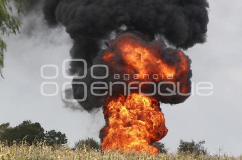 EXPLOSIÓN TOMA CLANDESTINA . PALMAR DE BRAVO