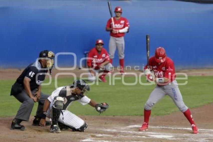 BÉISBOL LIGA INVERNAL . PERICOS VS DIABLOS