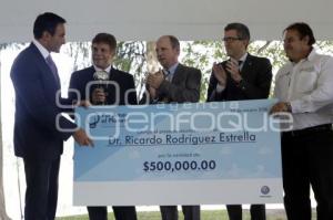 PREMIO POR AMOR AL PLANETA . VW