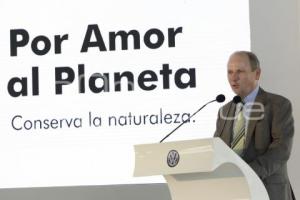 PREMIO POR AMOR AL PLANETA . VW