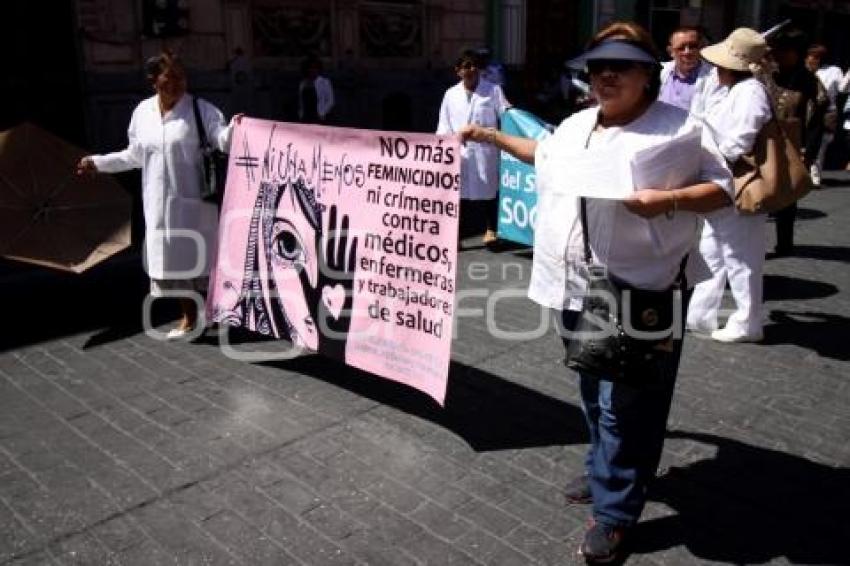 MANIFESTACIÓN DE MÉDICOS