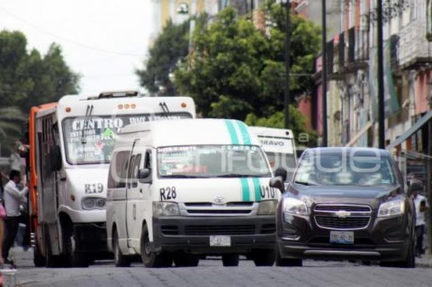 TRANSPORTE PÚBLICO