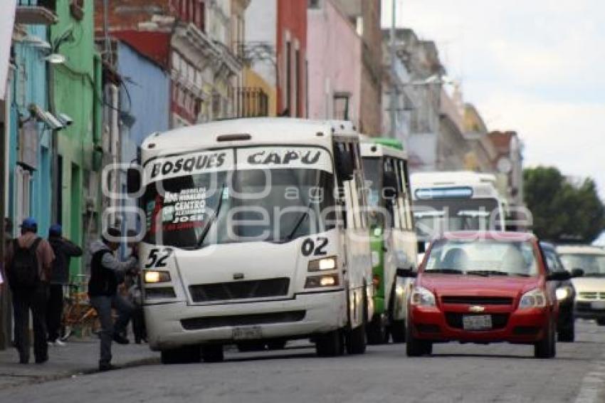 TRANSPORTE PÚBLICO