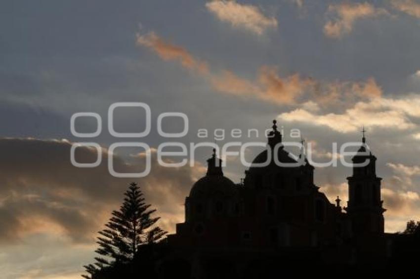 IGLESIA LOS REMEDIOS AL ATARDECER