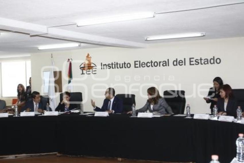 SESIÓN IEE