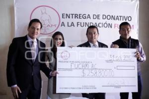 ENTREGA DONATIVO FUNDACIÓN FUCAMM