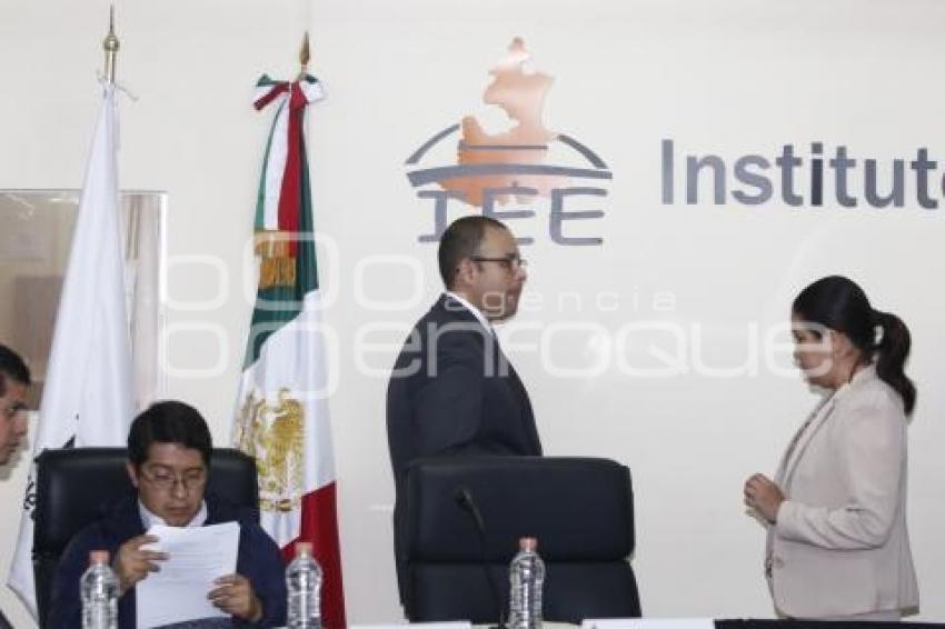SESIÓN IEE