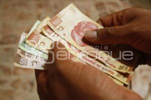 DINERO . ECONOMÍA