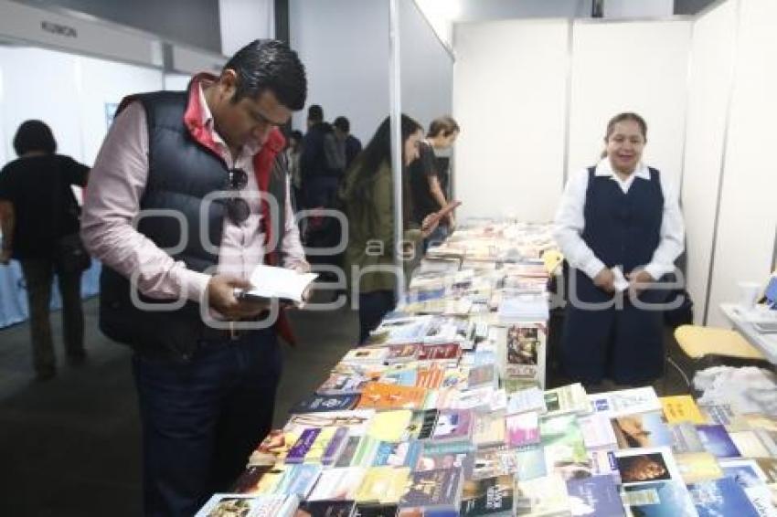 FERIA DEL LIBRO . ITESM