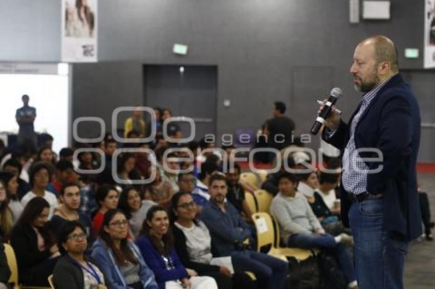 CONFERENCIA MARTÍN SOLARES . ITESM