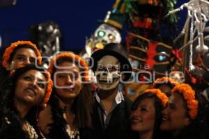 COLECTIVO TAMALISTAS. DESFILE DE MOJIGANGAS