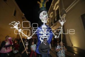 COLECTIVO TAMALISTAS. DESFILE DE MOJIGANGAS