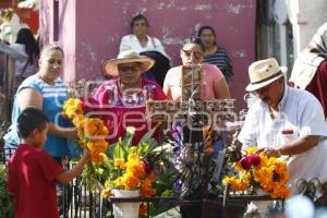 DÍA DE MUERTOS . PANTEONES