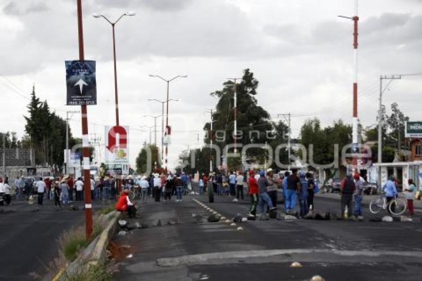 BLOQUEO CARRETERA FEDERAL MÉXICO-PUEBLA