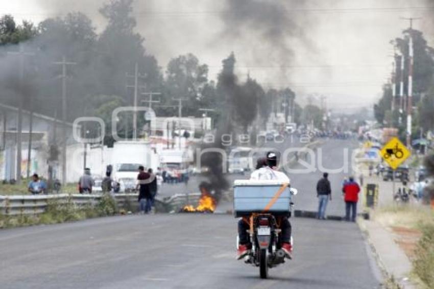 BLOQUEO CARRETERA FEDERAL MÉXICO-PUEBLA