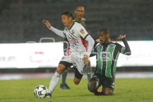 FÚTBOL . LOBOS VS CAFETALEROS