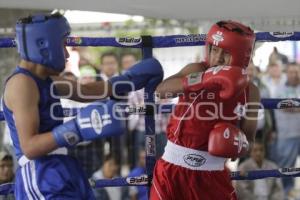 BOXEO . TORNEO DE LOS BARRIOS