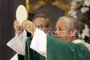 MISA DOMINICAL . CATEDRAL