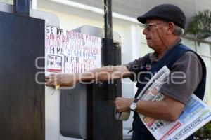 MANIFESTACIÓN EX BURÓCRATAS