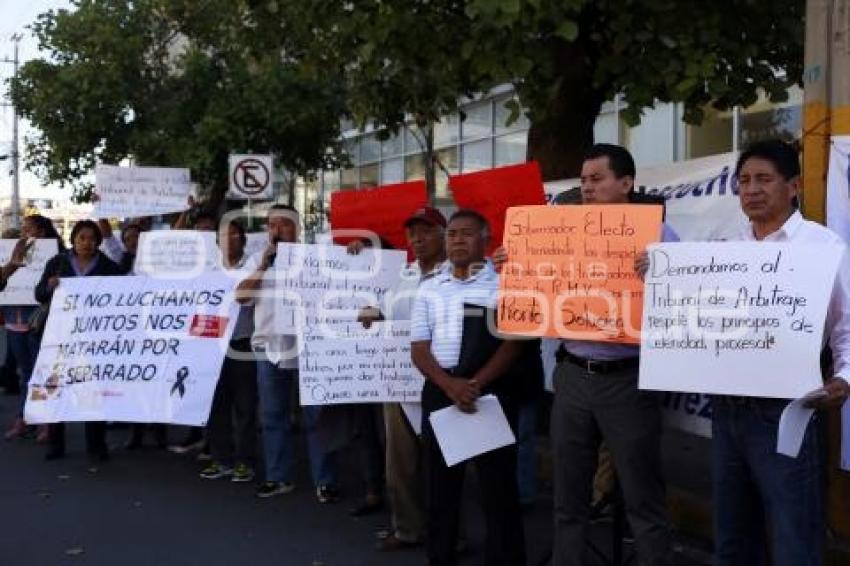 MANIFESTACIÓN EX BURÓCRATAS