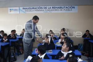 ENTREGA DE BECAS BBVA BANCOMER