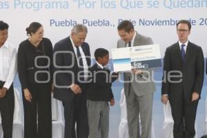 ENTREGA DE BECAS BBVA BANCOMER