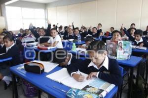 ENTREGA DE BECAS BBVA BANCOMER