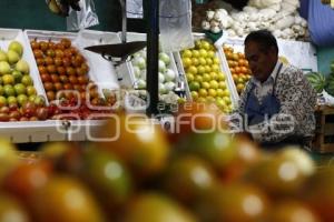 MERCADOS . ECONOMÍA