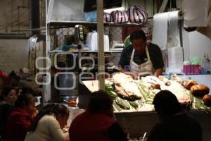 MERCADOS . ECONOMÍA