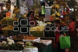 MERCADOS . ECONOMÍA