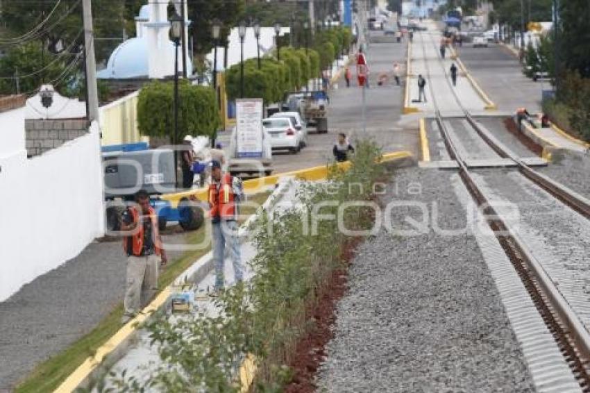 TREN TURÍSTICO