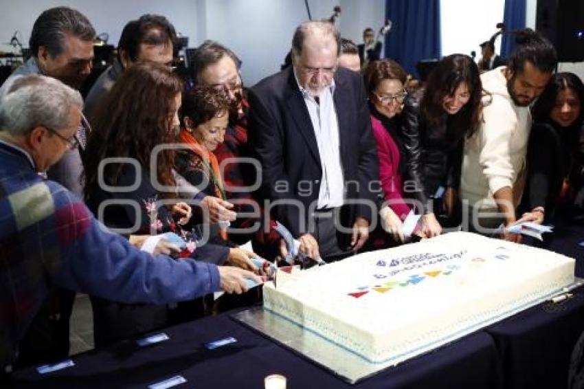 CCU .  OCTAVO ANIVERSARIO