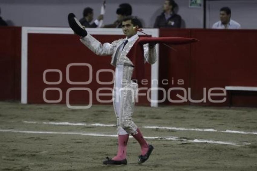 TOROS . JOSELITO ADAME