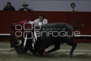 TOROS . JOSELITO ADAME