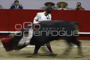 TOROS . JOSELITO ADAME