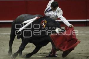 TOROS . JOSELITO ADAME