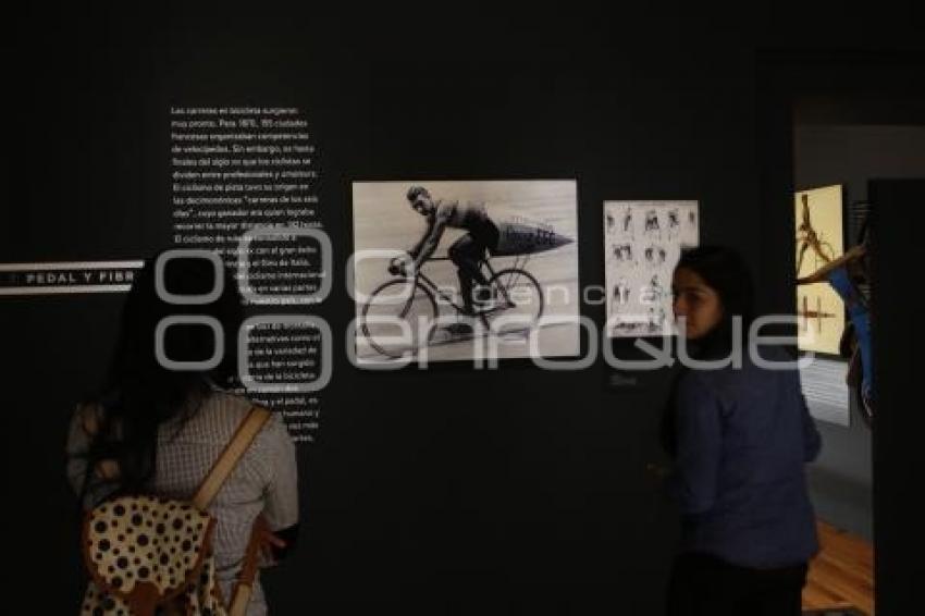 EXPOSICIÓN BICICLETA