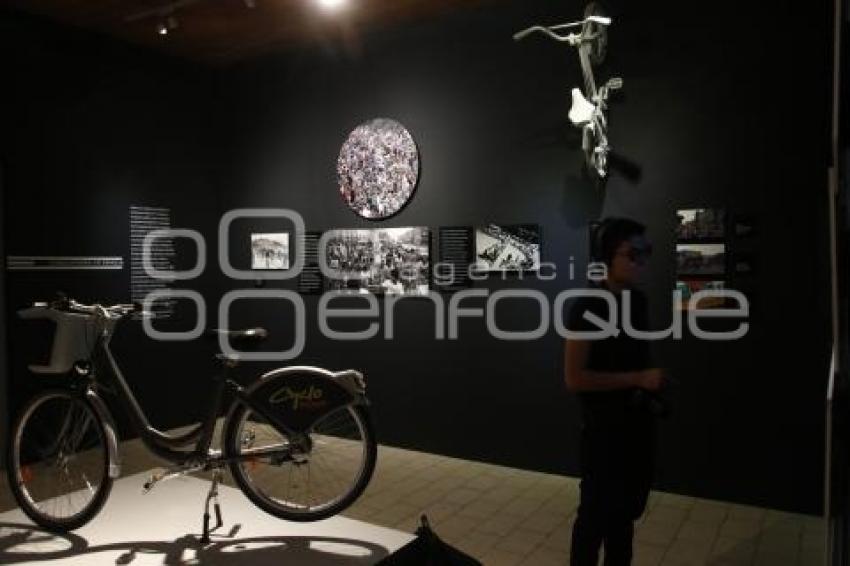 EXPOSICIÓN BICICLETA