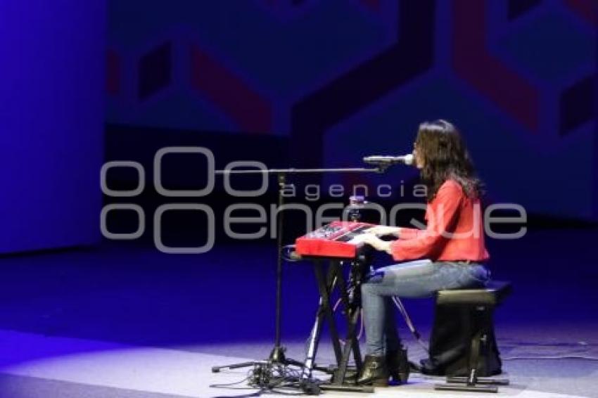 CIUDAD DE LAS IDEAS 2016 . XIMENA SARIÑANA