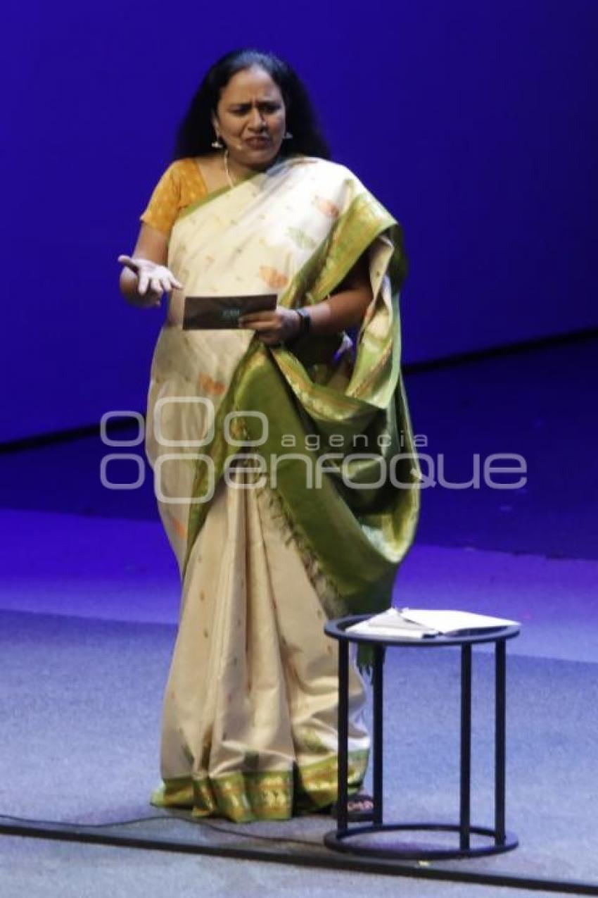 CIUDAD DE LAS IDEAS 2016 . LAKSHMI PRATURY