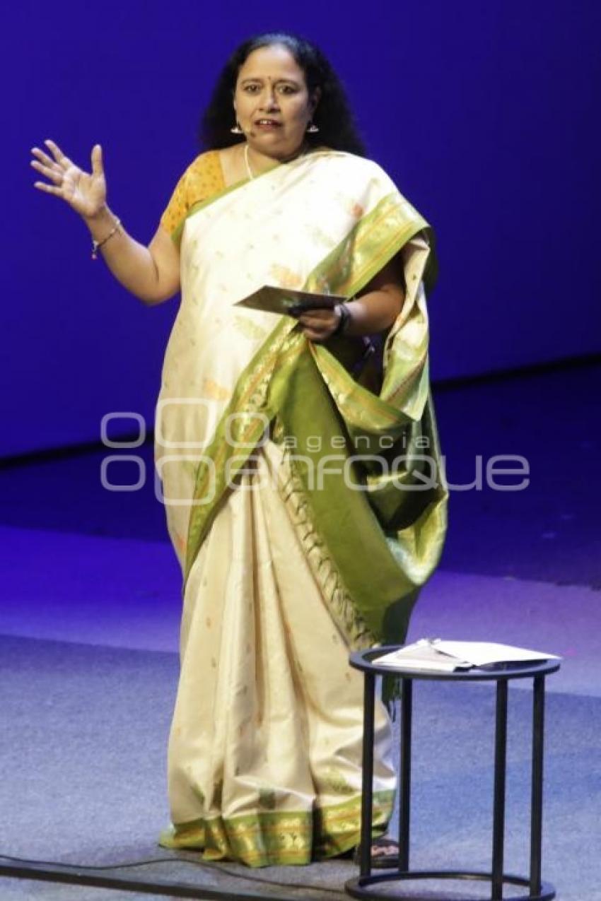 CIUDAD DE LAS IDEAS 2016 . LAKSHMI PRATURY