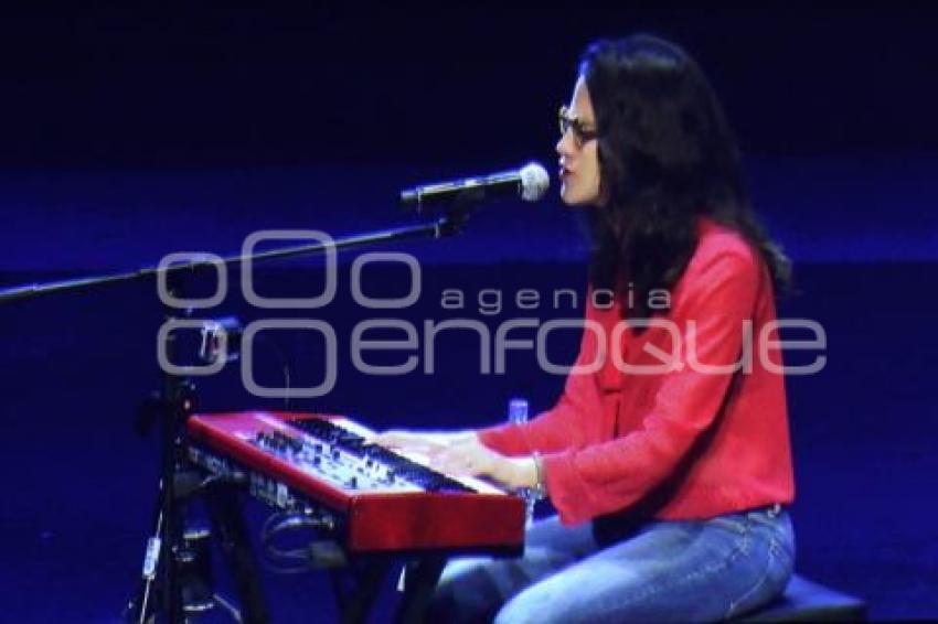 CIUDAD DE LAS IDEAS 2016 . XIMENA SARIÑANA