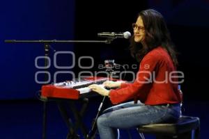 CIUDAD DE LAS IDEAS 2016 .  XIMENA SARIÑANA