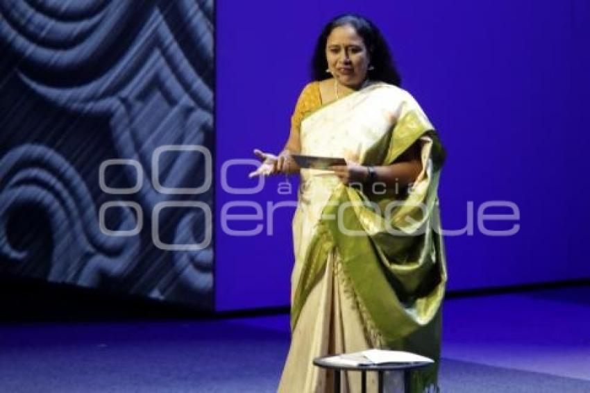 CIUDAD DE LAS IDEAS 2016 . LAKSHMI PRATURY