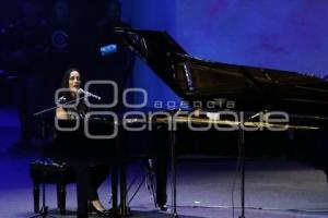 CIUDAD DE LAS IDEAS 2016 .  JULIETA VENEGAS