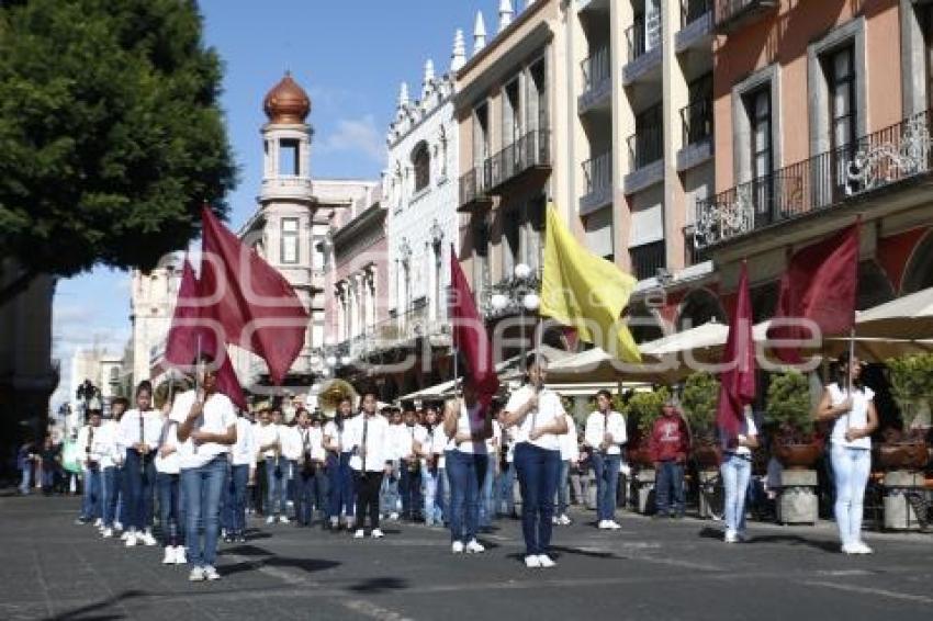 DESFILE TRABAJADORES CSR