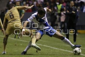 FÚTBOL . CLUB PUEBLA VS PUMAS