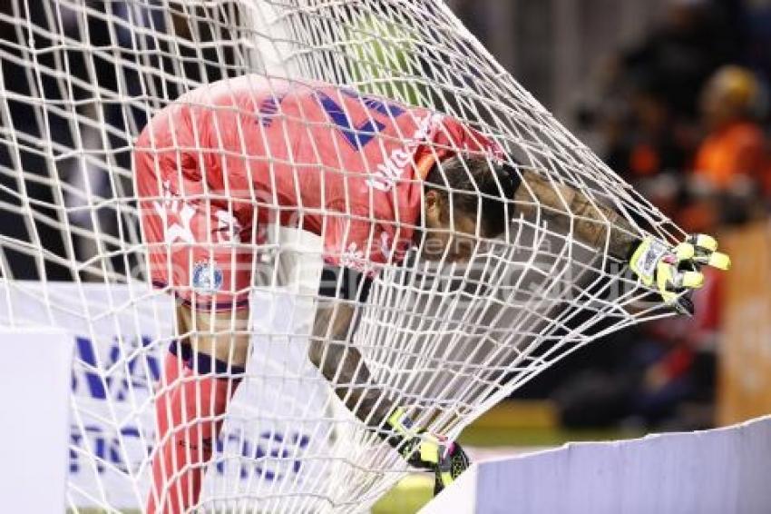 FÚTBOL . CLUB PUEBLA VS PUMAS