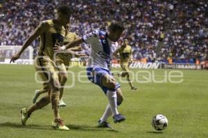 FÚTBOL . CLUB PUEBLA VS PUMAS