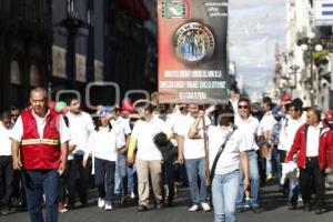 DESFILE TRABAJADORES CSR